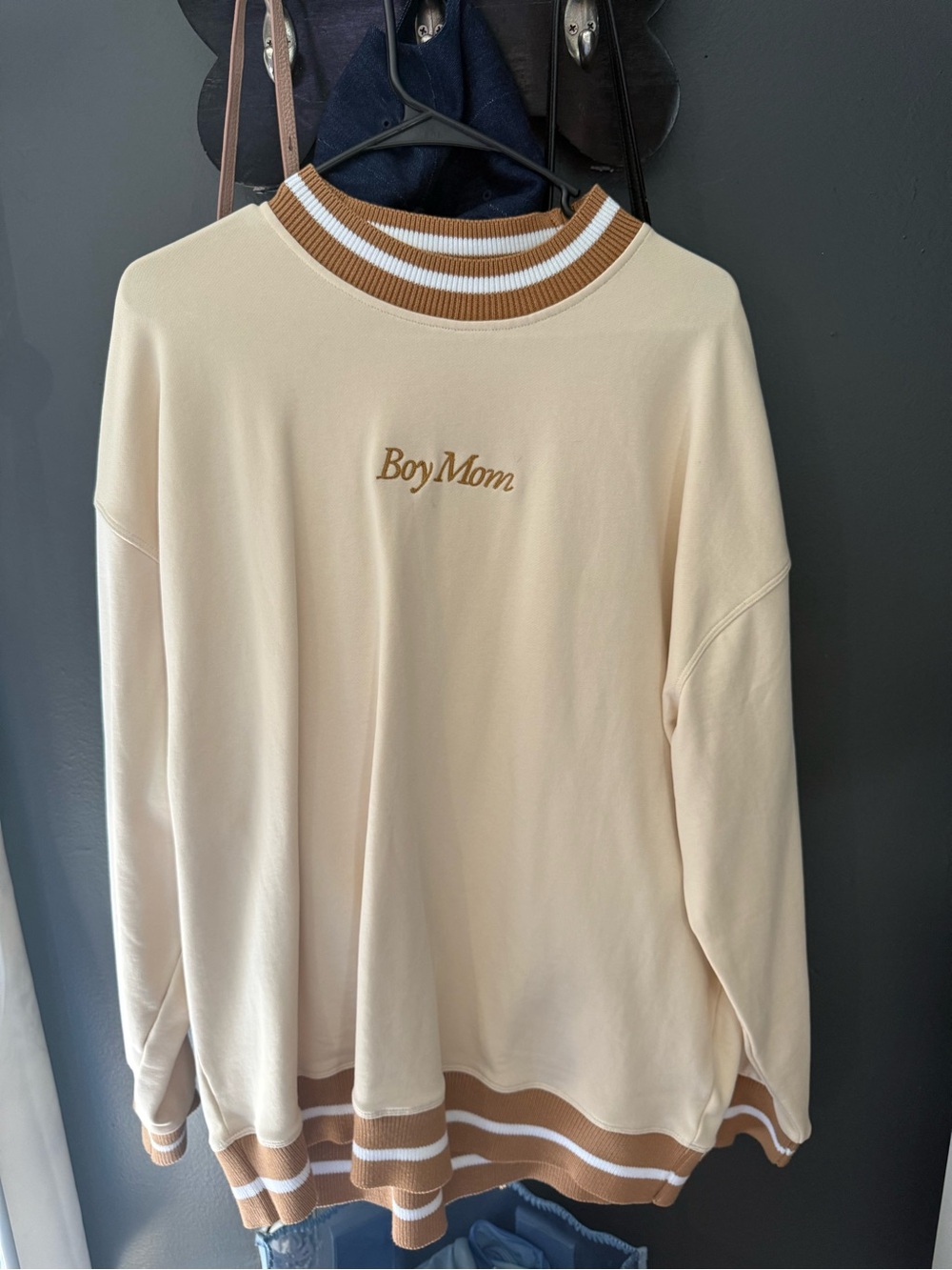 Cream 'Boy Mom' Crewneck Pullover Sweater